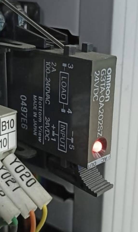 Relay contact